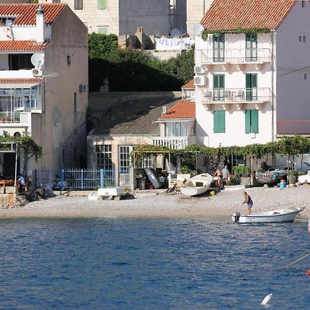 Apartments By The Sea Komiza, Vis - 2429 Komiža Exterior foto
