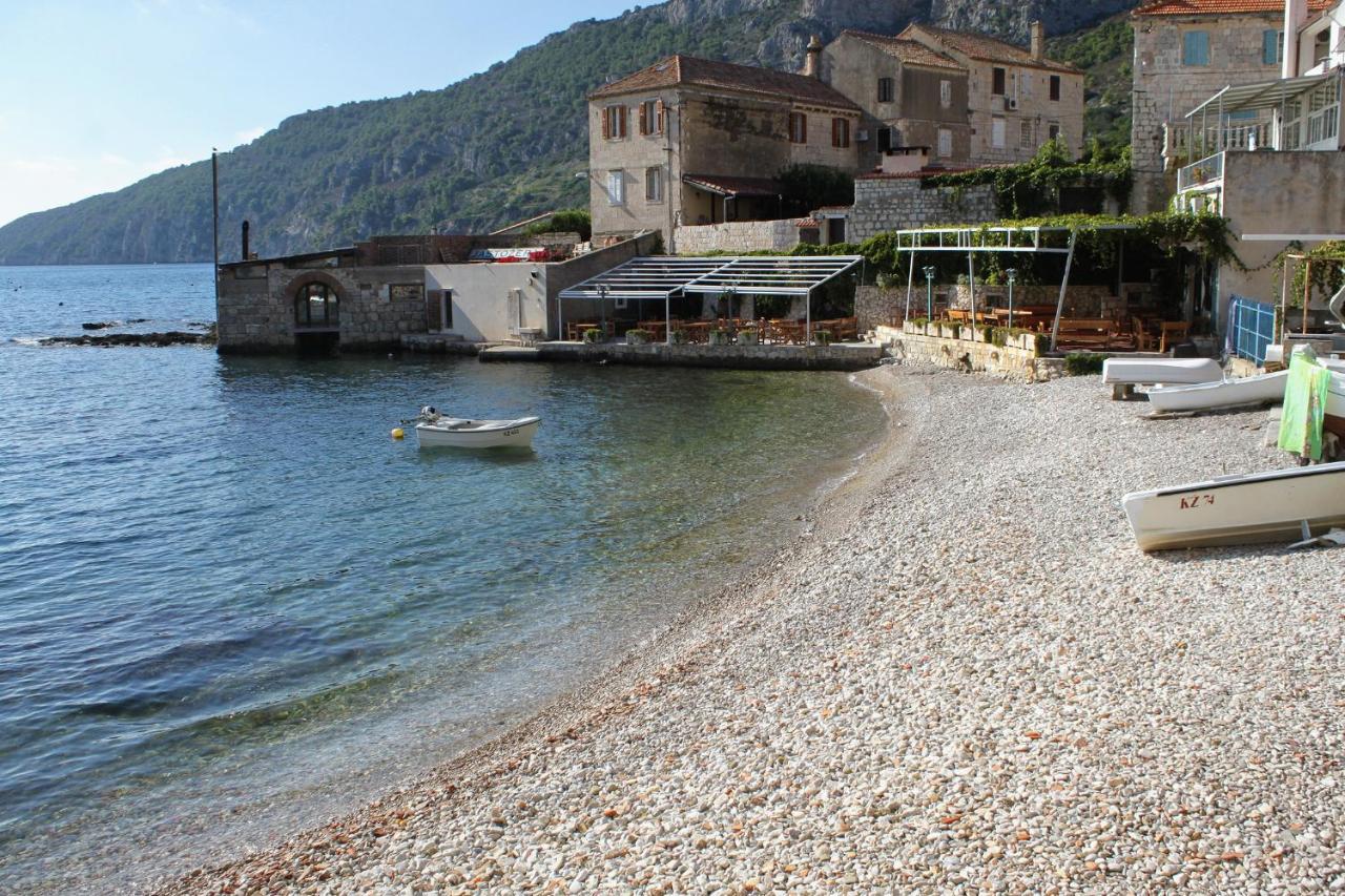Apartments By The Sea Komiza, Vis - 2429 Komiža Exterior foto