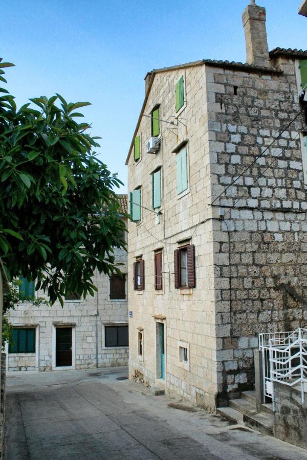 Apartments By The Sea Komiza, Vis - 2429 Komiža Exterior foto